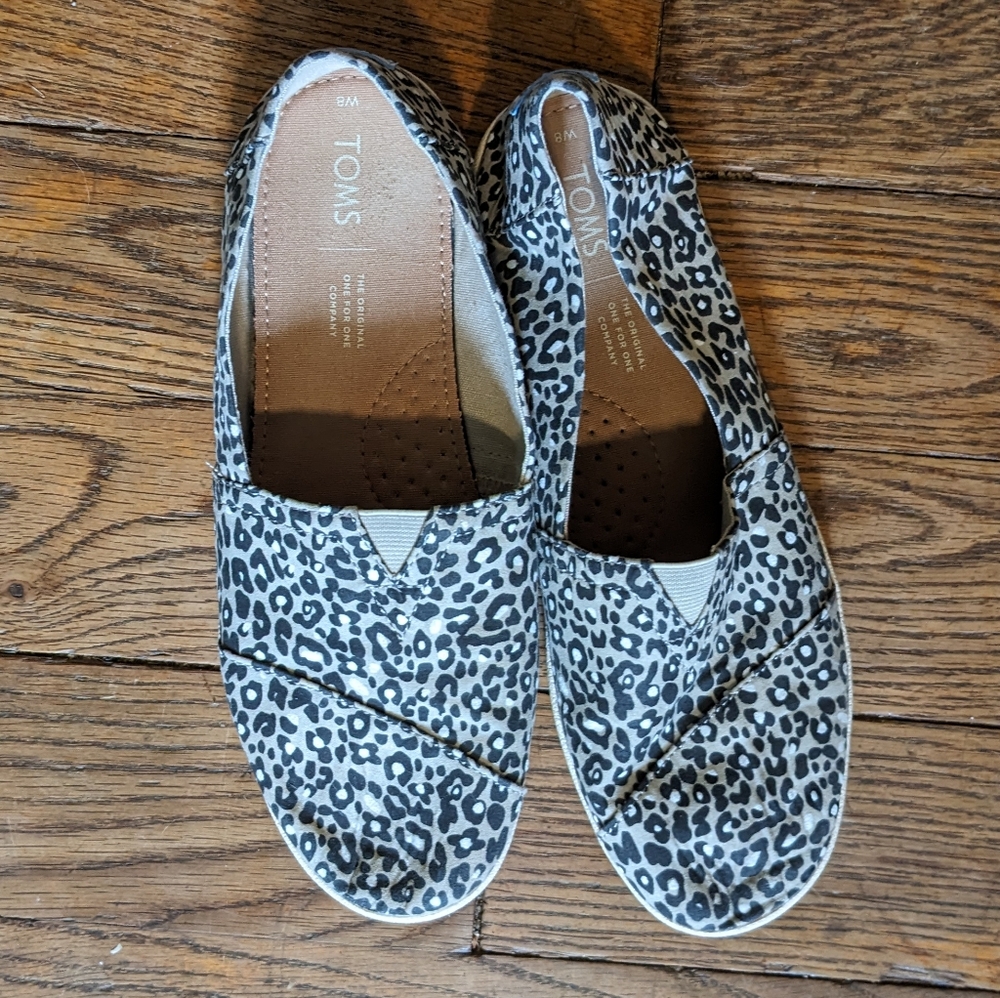 TOMS Womens Avalon Leopard-Cheetah Slip On Sneakers Shoes Casual